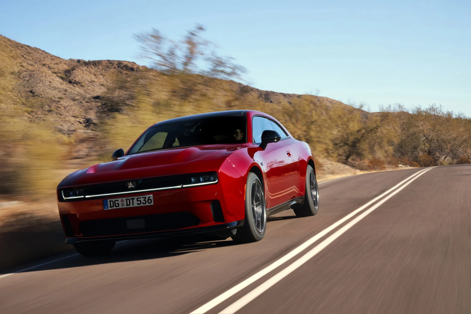 Dodge Charger sa vracia do Európy ako elektromobil Daytona aj spaľovací SIXPACK