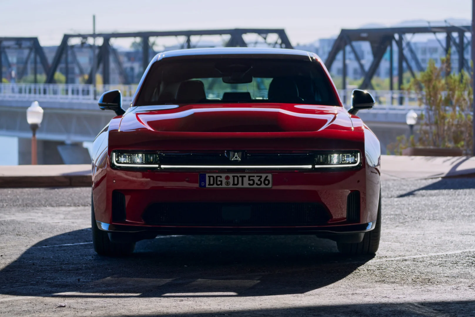 Dodge Charger sa vracia do Európy ako elektromobil Daytona aj spaľovací SIXPACK