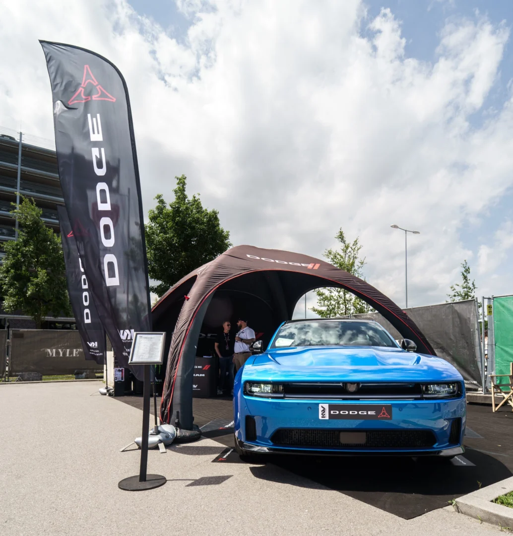 Dodge Charger sa vracia do Európy ako elektromobil Daytona aj spaľovací SIXPACK