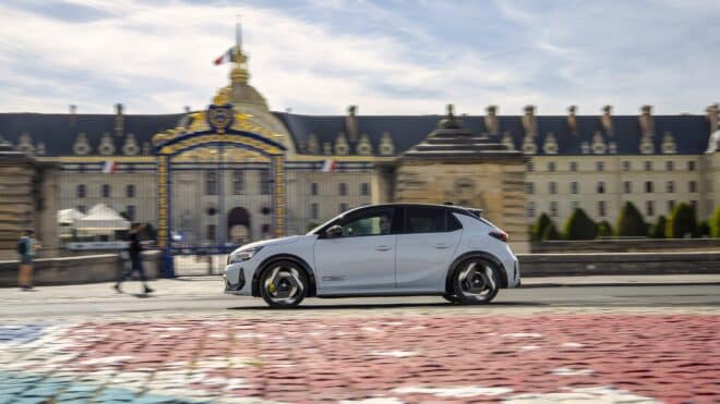 Electric Hot Hatch, City Car, Long-distance Cruiser: From Zaragoza to Paris in the New Opel Corsa GSE