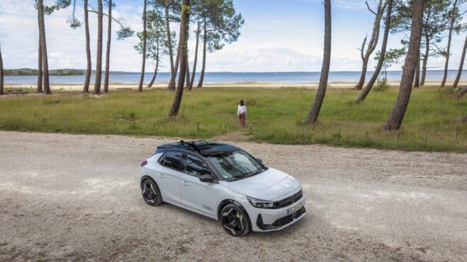 Electric Hot Hatch, City Car, Long-distance Cruiser: From Zaragoza to Paris in the New Opel Corsa GSE