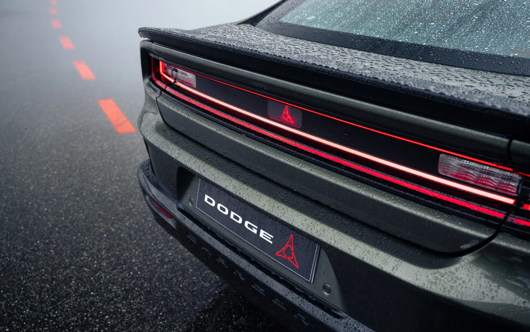 Dodge Charger sa vracia do Európy ako elektromobil Daytona aj spaľovací SIXPACK