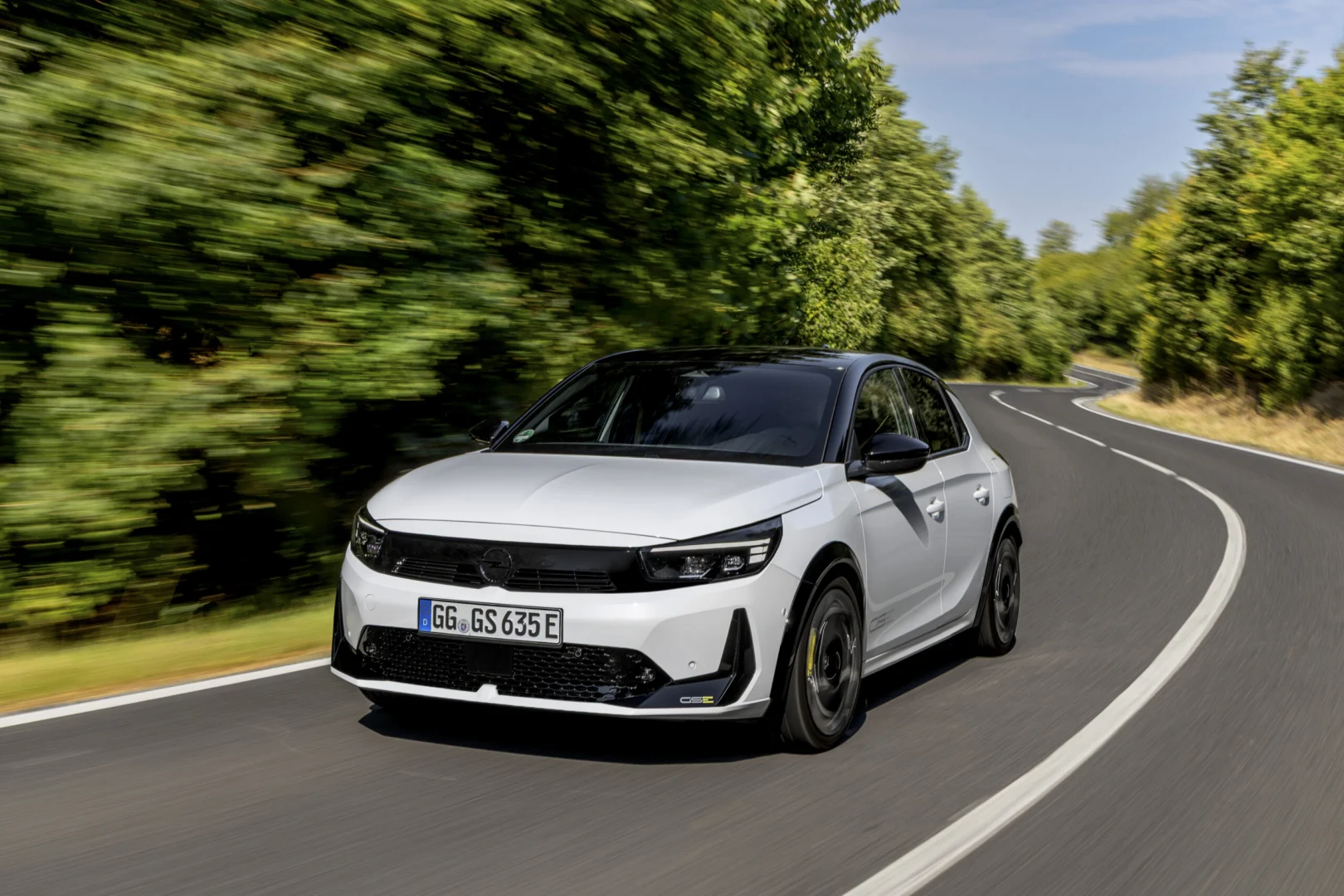 Opel Corsa GSE získala ocenenie Carwow Car of the Year 2027