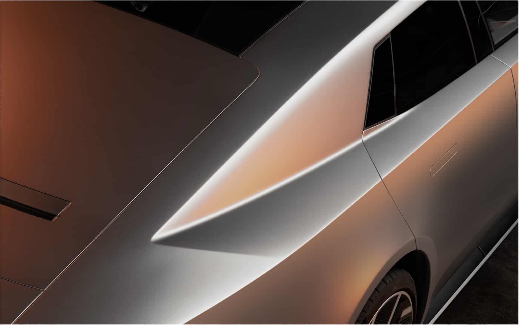 Jaguar Type 01 mal svetovú premiéru v New Yorku. Odhaľuje novú éru: elektrické GT s výkonom až 1 030 koní