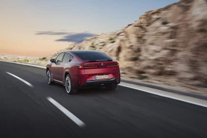 Nové BMW iX4: elektrické kupé-SUV s dojazdom až 828 kilometrov a verziou M60 xDrive