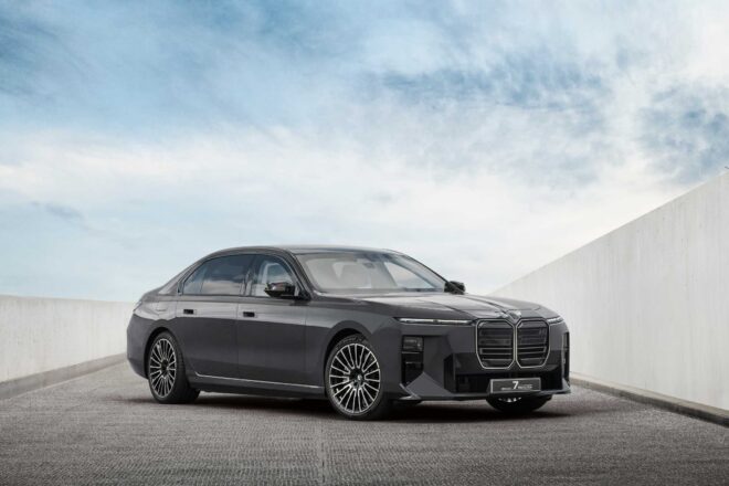 BMW Concept 7 Protection ukazuje ochranu v podobe luxusného sedanu radu 7