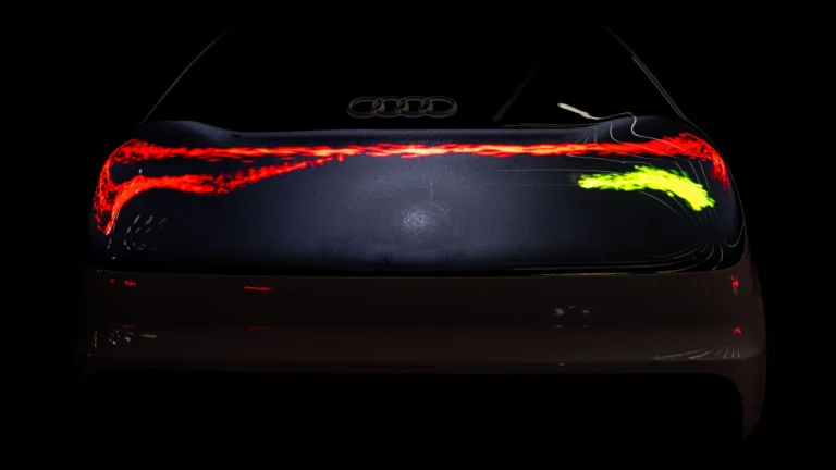 Audi Q9 prináša svetovú premiéru: zakrivený digitálny panel OLED v sériovom aute