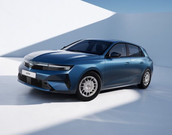 Opel Astra Start prináša novú základnú výbavu od 31 890 eur