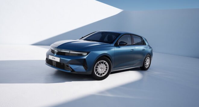 Opel Astra Start prináša novú základnú výbavu od 31 890 eur