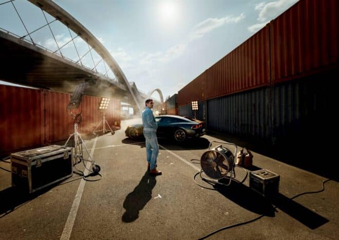 “TOO HARD TO RESIST”: Brad Pitt je tvárou novej kampane Mercedes-AMG GT 4-Door Coupé, štartuje v októbri 2026