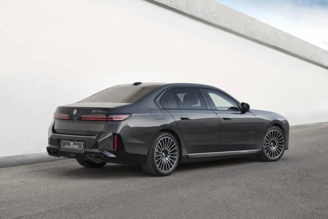 BMW Concept 7 Protection ukazuje ochranu v podobe luxusného sedanu radu 7