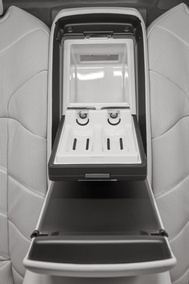 BMW Concept 7 Protection ukazuje ochranu v podobe luxusného sedanu radu 7