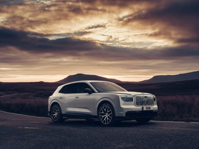 Bentley Torcal First Edition prináša 888 koní a 1 350 Nm v exkluzívnej sérii
