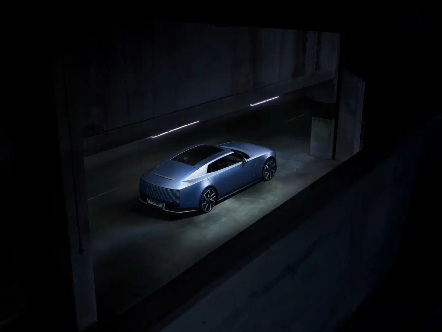 Jaguar Type 01 mal svetovú premiéru v New Yorku. Odhaľuje novú éru: elektrické GT s výkonom až 1 030 koní