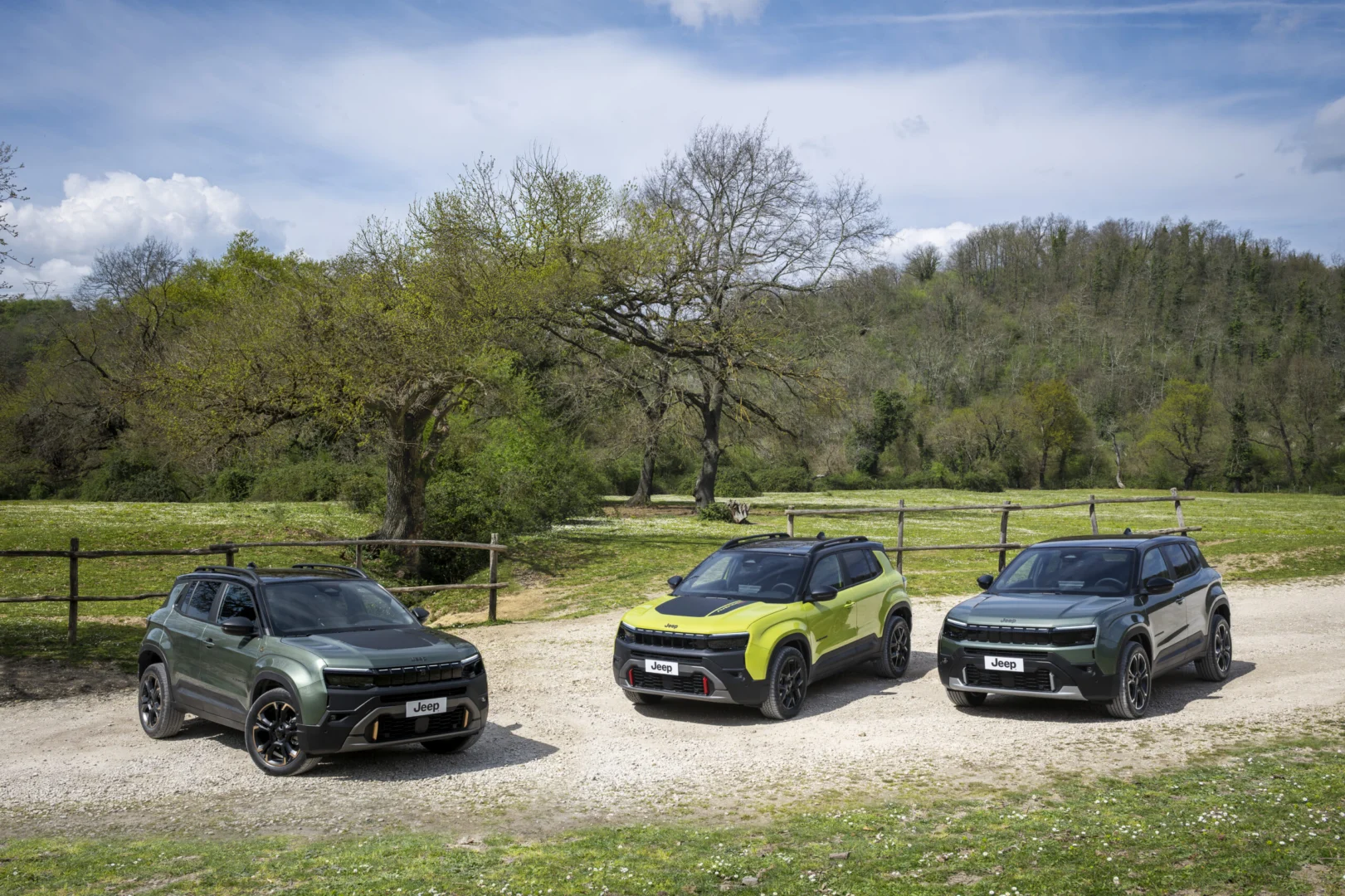 Jeep Avenger dosiahol 300 000 objednávok a zostáva lídrom v Európe