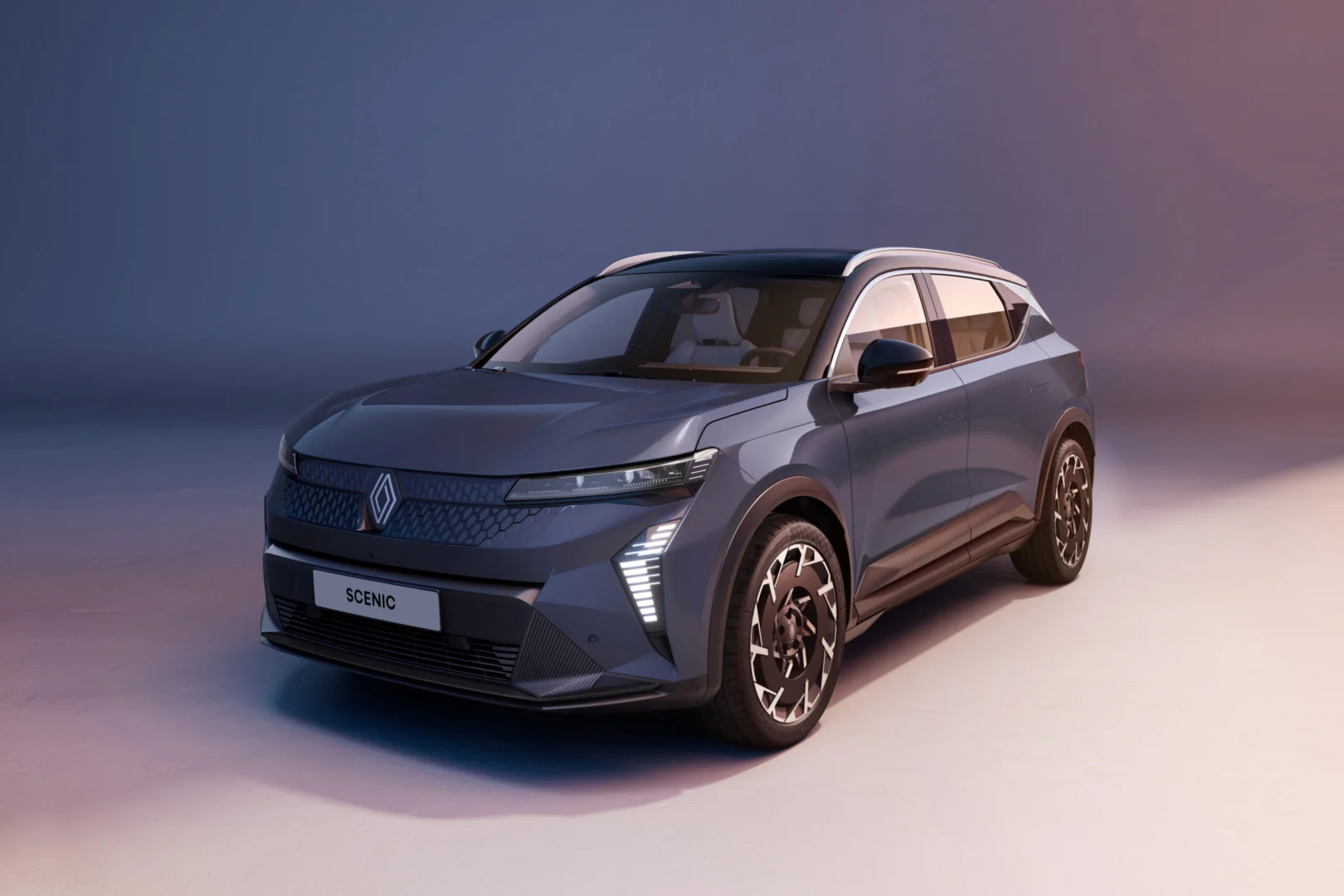 Renault Scenic E-Tech electric dostáva väčší dojazd, rýchlejšie nabíjanie aj nové digitálne funkcie