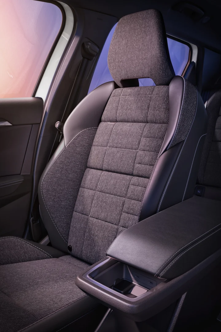 Renault Scenic E-Tech electric dostáva väčší dojazd, rýchlejšie nabíjanie aj nové digitálne funkcie