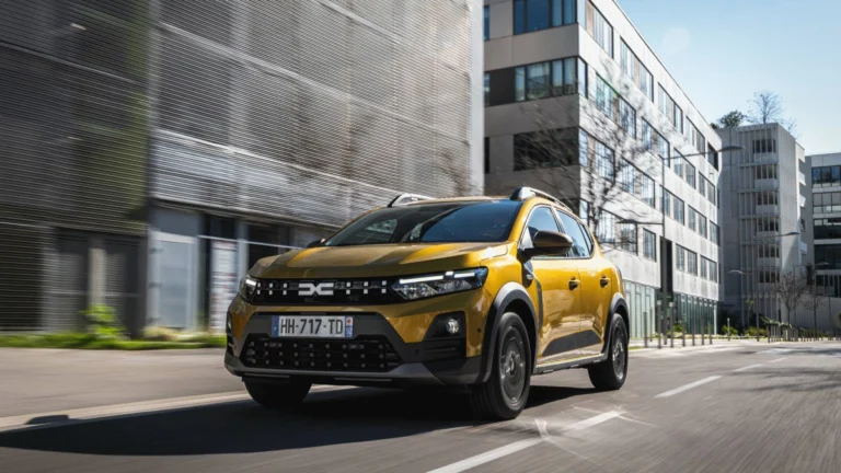 Dacia rozširuje ponuku Sandero a Sandero Stepway o technológiu Full Hybrid